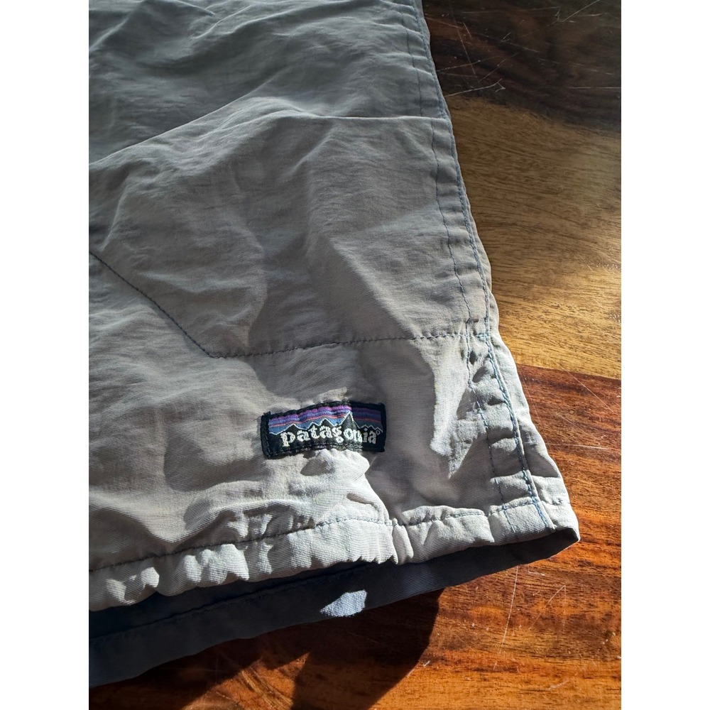 Patagonia Vintage Baggies Shorts Mens Small Blue Grey Made in USA Destroyed - Picture 2 of 11